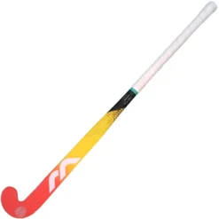 Mercian Genesis CF5 Pro Hockey Stick - Red/Yellow (2023/24) 9 Mercian Genesis CF5 Pro Hockey Stick - Red/Yellow (2023/24) -Le Trio Hockey mercian genesis cf5 pro hockey stick red yellow 2023 24 3