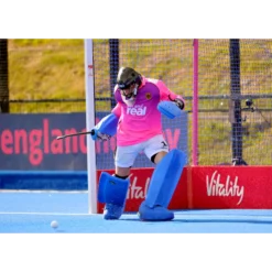 OBO Robo Hi-Rebound PLUS Legguards - Black -Le Trio Hockey obo robo hi rebound plus legguards black 3