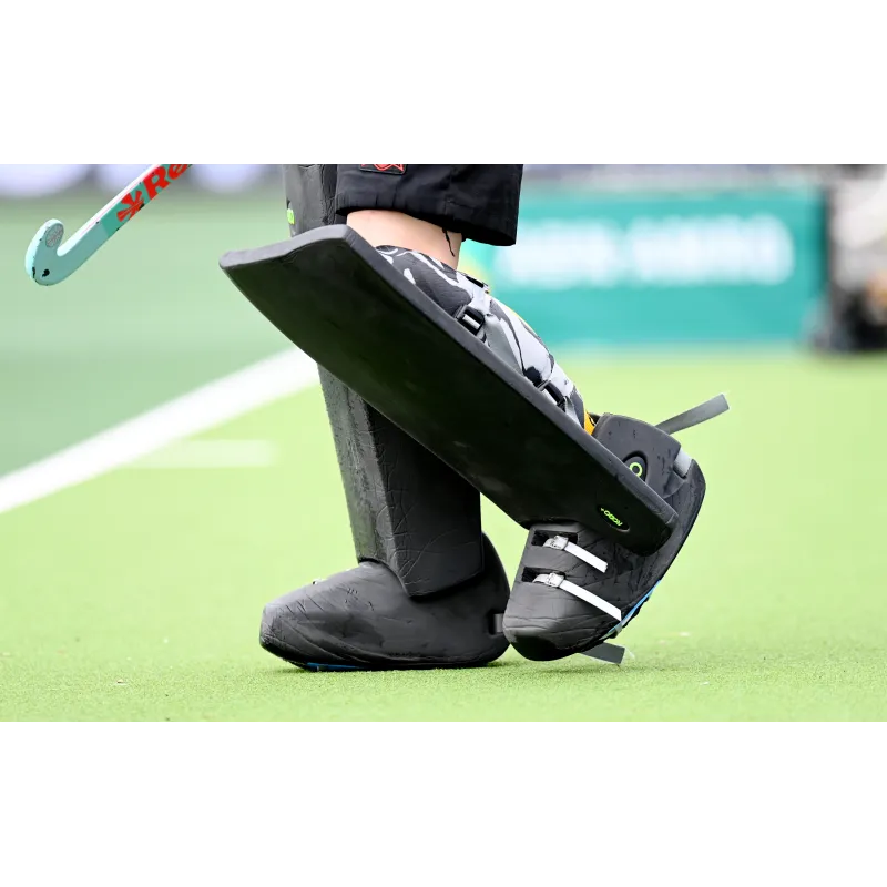 OBO Robo Hi-Rebound PLUS Legguards - Red 8 OBO Robo Hi-Rebound PLUS Legguards - Red - Image 6